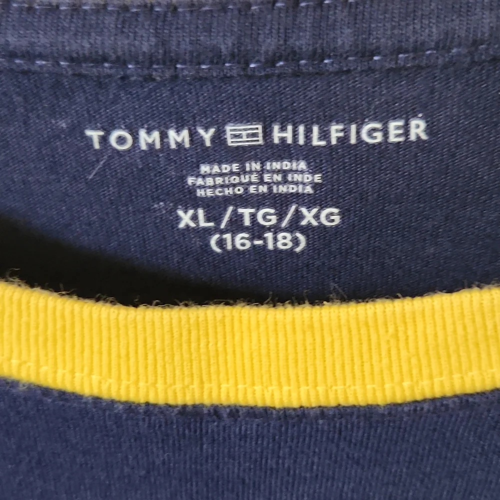 Tommy Hilfiger long sleeves Tee Yellow Blue Size 16/18